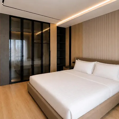 Skyview Luxury 12th Floor Panorama, Center Appartement