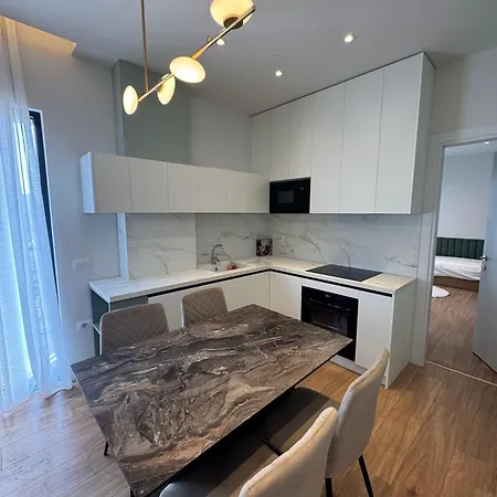 Skyview Luxury 12th Floor Panorama, Center Appartement *